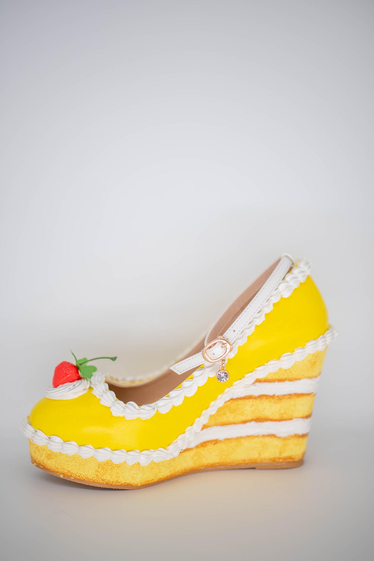 Zesty Lemon Wedges